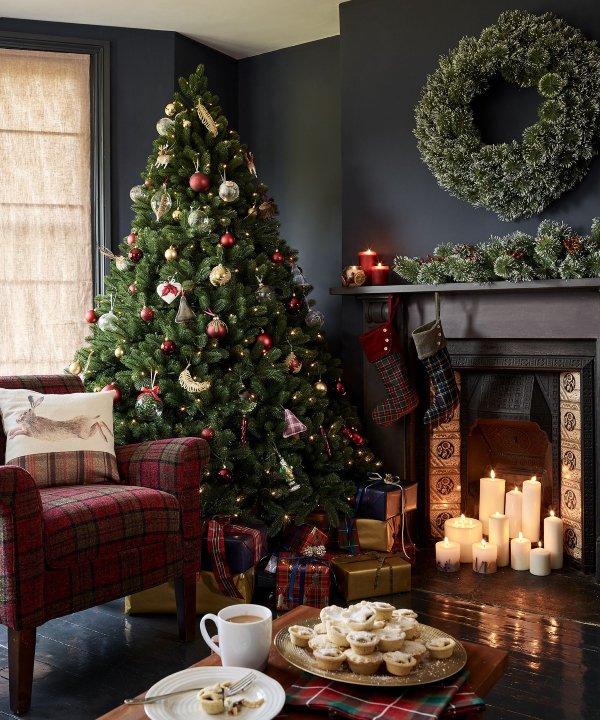 Top 5 Outdoor Christmas Decoration Trends for This Year