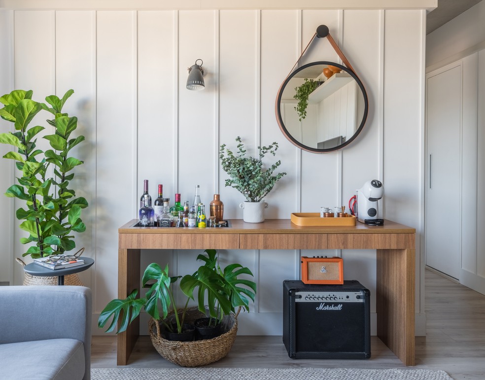 How to Mix and Match Decor Styles for a Unique Home